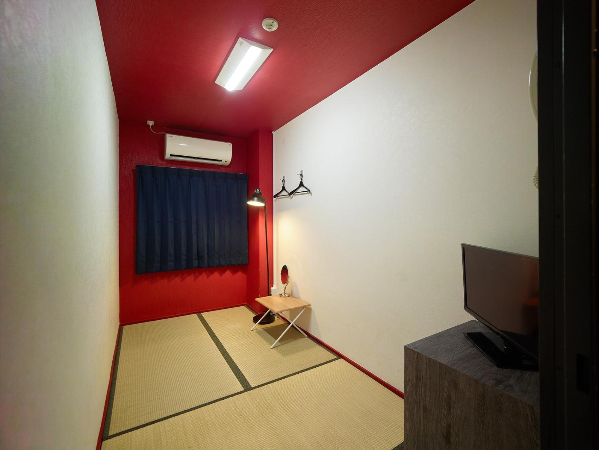 Sunplaza 2 Annex 2* Ōsaka